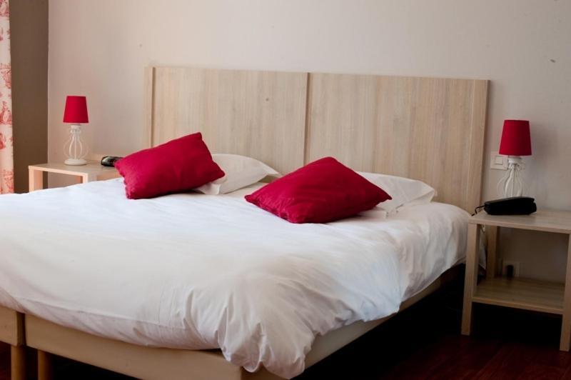 Domaine De Roiffe Otel Oda fotoğraf