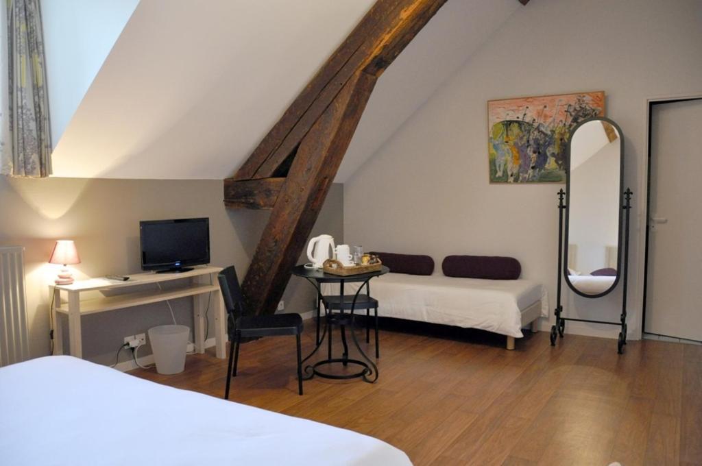 Domaine De Roiffe Otel Oda fotoğraf